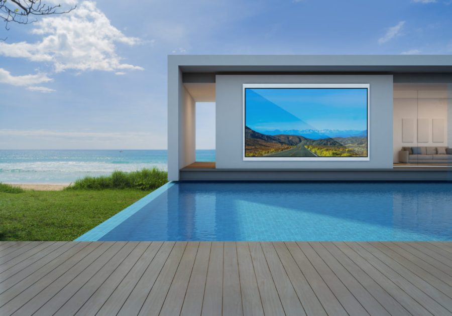 Televisies voor buiten zwembad - Outdoor TVs for outdoor swimming pool
