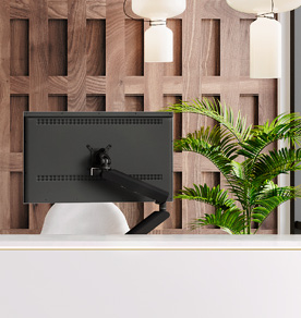 MOMO_Ambiance_Image_black_reception